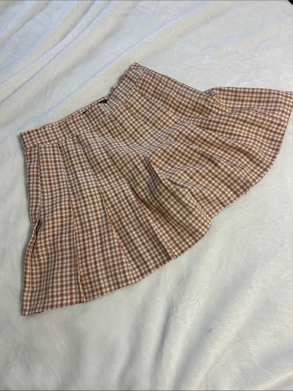 Tan & White Gingham Pleated Skater Skirt